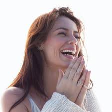 Caroline paola oliveira da silva (são paulo, 14 de abril de 1982), conhecida como paolla oliveira, é uma atriz brasileira. Paolla Oliveira On Twitter Pra Quem Nao Viu O Funk No Superdancadosfamosos Teampaolla Obrigada A Todos Que Torceram E Seguem Torcendo Ainda Estamos No Jogo Feliz Https T Co Vaojw51vj0