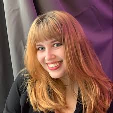 Artist Spotlight: Katie Kuntz Katie Kuntz is an established illustrator and  designer who began her career as a freelance graphic designer. She studied  Illustration for Publication and Animation at SCAD, and double