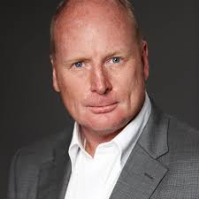 D-Day for Myer as billionaire Soloman Lew stands in the wings