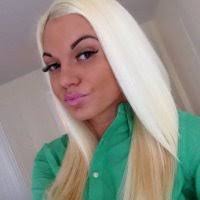 Deanna Hare's Instagram, Twitter & Facebook