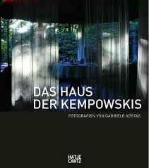 Haus gabriele is located at leopoldstraße 6, 0.3 miles from the center of rust. Gabriele Kostas Das Haus Der Kempowskis