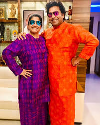 Renuka Shahane And Ashutosh Rana S Thalaiva Avatars Are Giving Us Major Couple Goals Bollywood News Bollywood Hungama While it was surabhi that made renuka a household name, her first show was circus after which she discontinued her phd and took up.