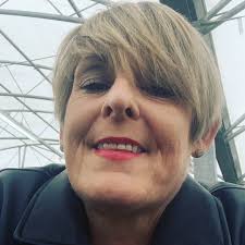 Stream Caz Wood music