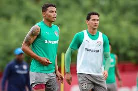 Fluminense divide elenco e fará jogo-treino antes de amistoso