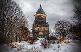 James A Garfield Memorial At Lakeview Cemetery 12316 Euclid Ave 216 421 2665 Lakeview Cemetery Is Home To Ma Most Beautiful Places Beautiful Places Monument