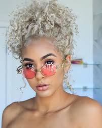 simone hampton (titlesimone)