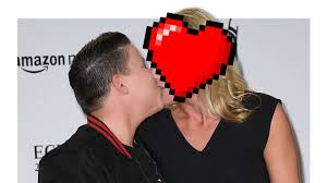 Jetzt teilt sie richtig aus. Schlager Kerstin Ott Kusst Blonde Frau Wer Ist Die Schonheit Fanbase