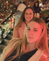 excuse me while i play tourist