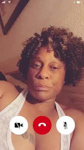 Desiree Moss (@desireemoss0)