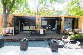 Woodsy Shipping Container Tiny Home Tiny Living En 2020 Maison Container Petite Maison Maison