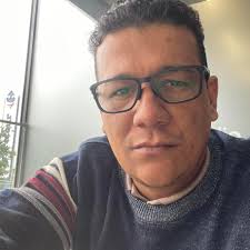 Ailton móveis novos e usados