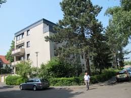 Bei einer als provisionsfrei gekennzeichneten mietwohnung ist jedoch nicht ausgeschlossen, dass der beauftragende vermieter an den makler eine provision bei erfolgreicher vermittlung entrichtet. 3 Zimmer Wohnung Zu Vermieten Gottinger Strasse 9 51103 Koln Hohenberg Koln Mapio Net