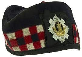 Glengarry Royal Scots A Traditional Scots Cap Normally Worn As Part Of Scottish Military Or Civilian Highland Dress Scottish Army Tartan Fashion Military Cap