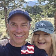 What are the parking options for hiking Huron in August?