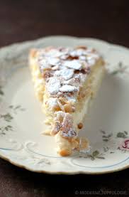 Klassiker Aus Italien Torta Della Nonna Deckschicht Aus Mandeln Und Pinien Vanillecreme Mit Hauchzarter Z Kuchen Und Torten Kuchen Und Torten Rezepte Kuchen