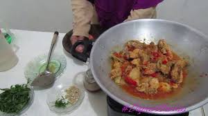 Ayam rica rica merupakan salah satu kuliner khas manado, sulawesi utara. Resep Masak Ayam Rica Rica Enak Dapurharian Youtube