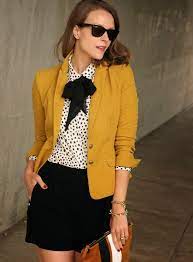La Mejor Tendencia En La Moda Color Mostaza A La Moda Revista Online De Moda Y Tendencias Moda Ropa Ropa De Moda
