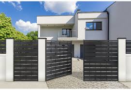 Portail Acier Galvanise Battant Et Coulissant Eria Ajoure Roy Portail Ajoure Porte Moderne Maison Design
