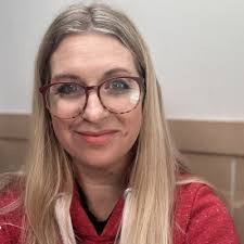 Laura Drane's Instagram, Twitter & Facebook