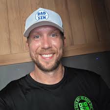 We just announced the start of the @thesznpod today! Barely had time to get  my run in, but got it done. Always feels good to get outside and run.  Building towards a