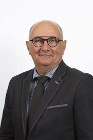 Robert Pufahl's Instagram, Twitter & Facebook