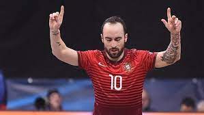 Consulta aquí cómo y dónde ver el partido de octavos de final de la champions entre el barça y el accs de ricardinho. Mundo Do Futsal Rendido A Ricardinho Futsal Euro Uefa Com