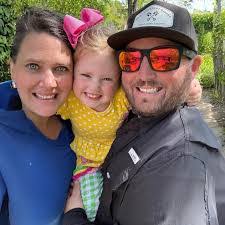 Seth Meadows's Instagram, Twitter & Facebook