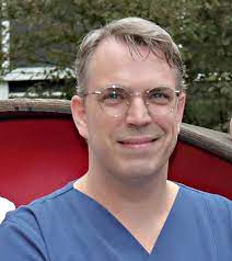 Cathy also answers to cathy e neumann, cathy ellen lawrenz, cathy e lawrenz and cathy e lawrenz cathy, and perhaps a couple of other names. Krefelder Kinderchirurgie Am Helios Soll Ausgebaut Werden
