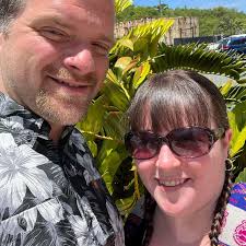 Where to get fresh lobster lunch in Eastport?