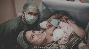Anda bisa beli emas dalam bentuk logam mulia di pegadaian, outlet antam atau bank. Resmi Jadi Ibu Syahnaz Sadiqah Lahirkan Bayi Kembar Laki Laki Dan Perempuan Herstory