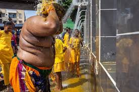 Thaipusam 2017 silver chariot batu caves at batu 5 kl. Thaipusam In Malaysia Honoring The Destroyer Of Evil The Diplomat
