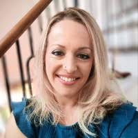 20+ "Beth Pye" profiles