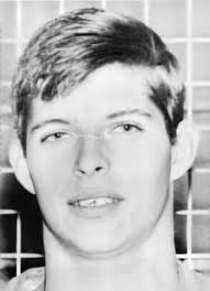 Player photos for the 1971-72 Bowling Green State University at hockeydb.com