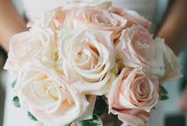 Floral is the most romantic and commonest way to decorate your wedding 2020 wedding trends: Wedding Flowers Pink And White Wedding Flowers