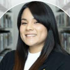 Kimberly Mell's Instagram, Twitter & Facebook