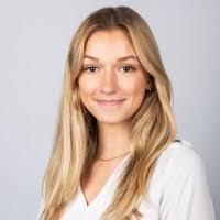 Gina Lyon's Instagram, Twitter & Facebook