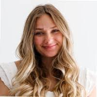 Katelyn Geiger's Instagram, Twitter & Facebook