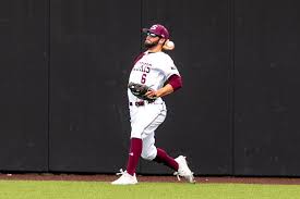 Dauphin ve francouzštině, jazyce básníků, znamená delfín či mladý následník trůnu. Peters Chosen In 7th Round Of Mlb Draft Pembinavalleyonline Com