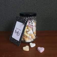 Kado Potje Heel Veel Liefs Kado Flesjes En Potjes Kadootjes Online Eenvoudige Cadeautjes Ideeen Voor Cadeaus Verjaardagsverrassing Ideeen