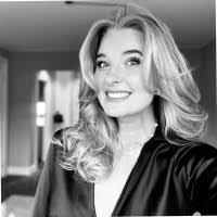 200+ "Annie Berg" profiles