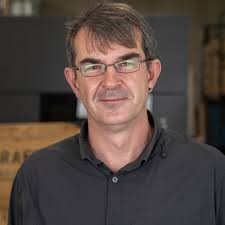 Über uns :: Deutschlands vielseitigster Druckveredeler