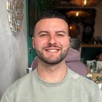 Oliver Babcock's Instagram, Twitter & Facebook