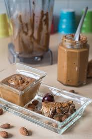 Une Recette Facile Rapide Et Succulente Pour Beneficier Des Nombreuses Vertus Des Amandes Antioxydants Vitamines E Et B Nomb Recette Facile Recette Cuisine