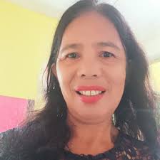 While in Michigan, we visited the Grand Ledge Seventh-day Adventist  Community Services Center where they provide food to the community. Pastor  Terry and Maxine Dodge (shown in the picture below) help with