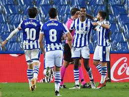 Crónicas y partidos en directo, fichajes, plantilla, estadísticas, clasificación la información de la real sociedad antes y en exclusiva la tienes en el diario vasco. La Liga Real Sociedad Roar To Top Of La Liga By Routing Huesca Football News Times Of India
