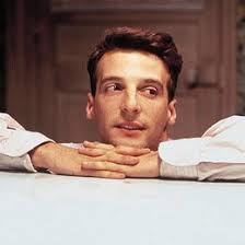 Mathieu #kassovitz ose dire à véronique #monguillot que le meurtre de son mari, frappé à mort à #bayonne , est un fait divers. Mathieu Kassovitz 1967 Portrait Kino De