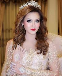 Sekarang ini model kebaya wisuda modern yang sangat populer di kalangan remaja yaitu model baju rempel. Model Baju Muslim Kebaya Modern Fashion Terbaik Desain Baju Terbaru Model Batik Terbaru Model Celana Model Kebaya Dress Muslim Terbaik