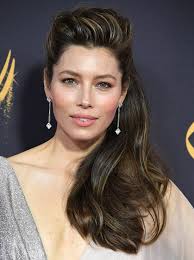 Jessica biel just revealed her new cut and color! Jessica Biel S 2017 Emmys Look Makes Us Want To Run Out And Buy Hair Extensions Asap Hellogiggles