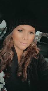 Natalie Adkins's Instagram, Twitter & Facebook