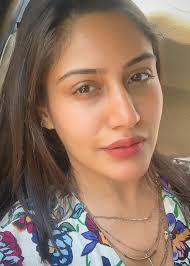 Chandna was born on 11 september. Surbhi Chandna Grosse Gewicht Alter Korperstatistik